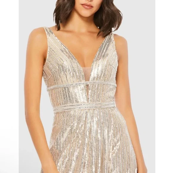 Mac Duggal Silver Metallic Plunge Neck Sequined Gown